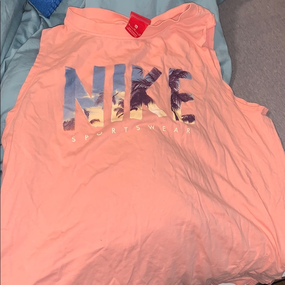 No sleeve Nike tank top